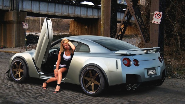 Hot girls and hot cars dump