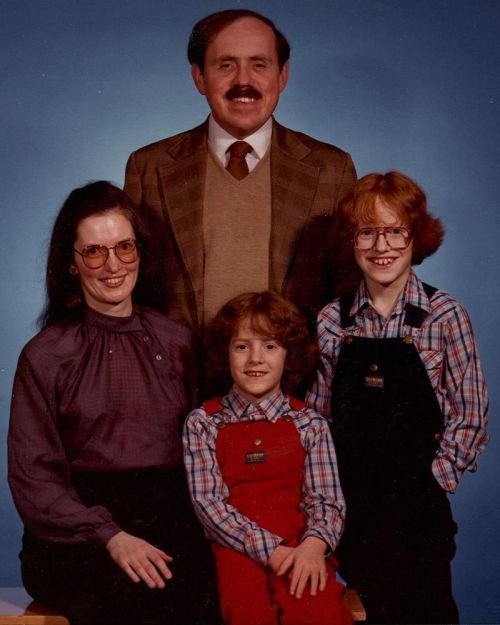 Funny and Weird Family Photos