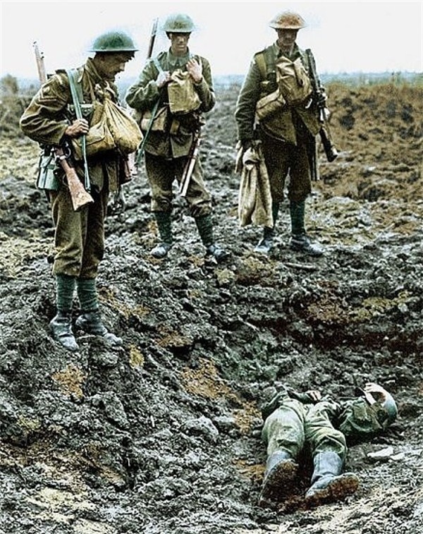 A collection of colourised photos from WW1