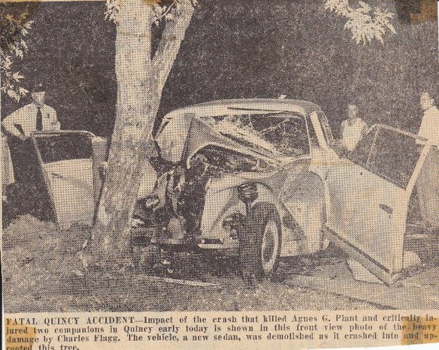 Vintage Photos of Car Wrecks - Part 2