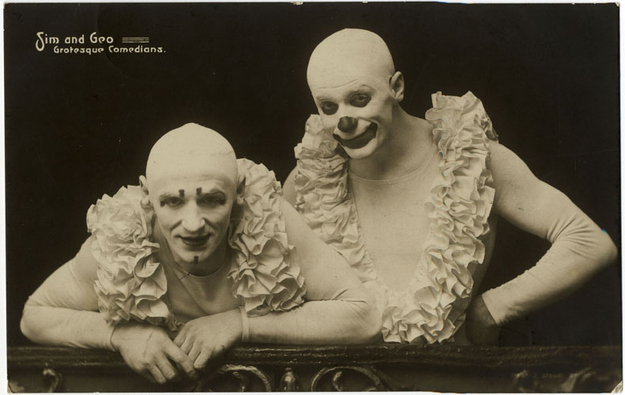 12 Creepy Photos Of French Clowns From 1900-1930s