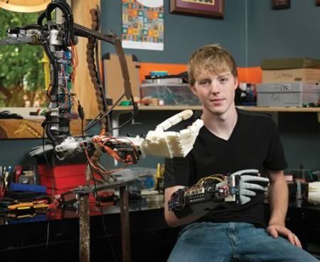 9 Amazing DIY Prosthetic Limbs