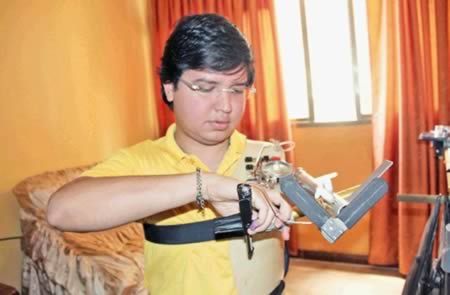 9 Amazing DIY Prosthetic Limbs