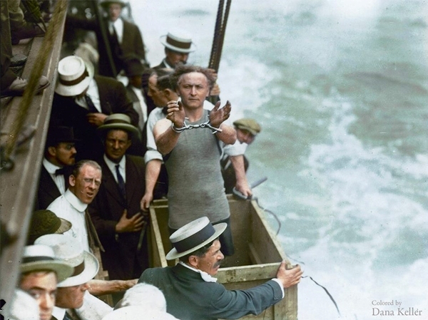 15 Amazing Colorized Images of Historical Photos