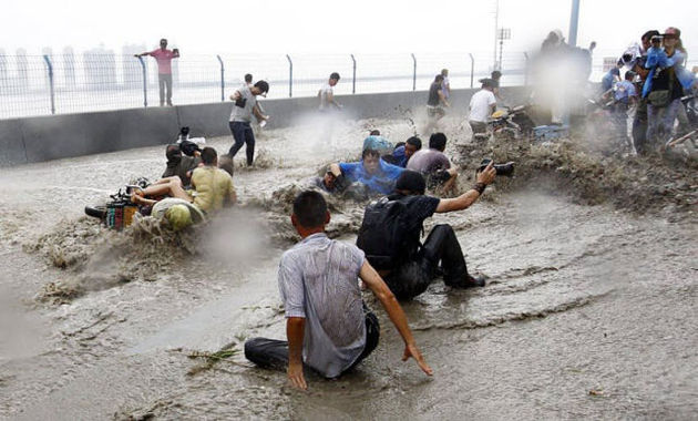 Massive Tidal Wave in China