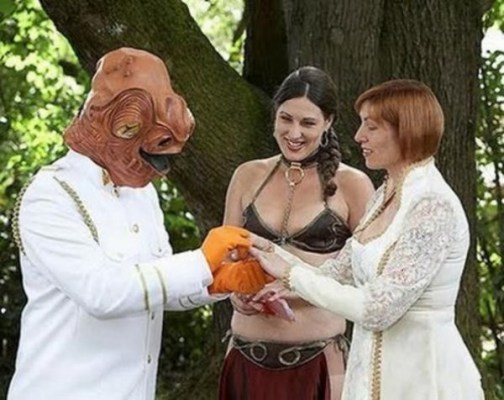 Bizarre Wedding photo's