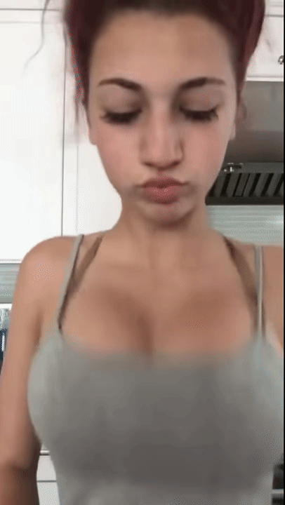 Jiggly Titty Gif part 1