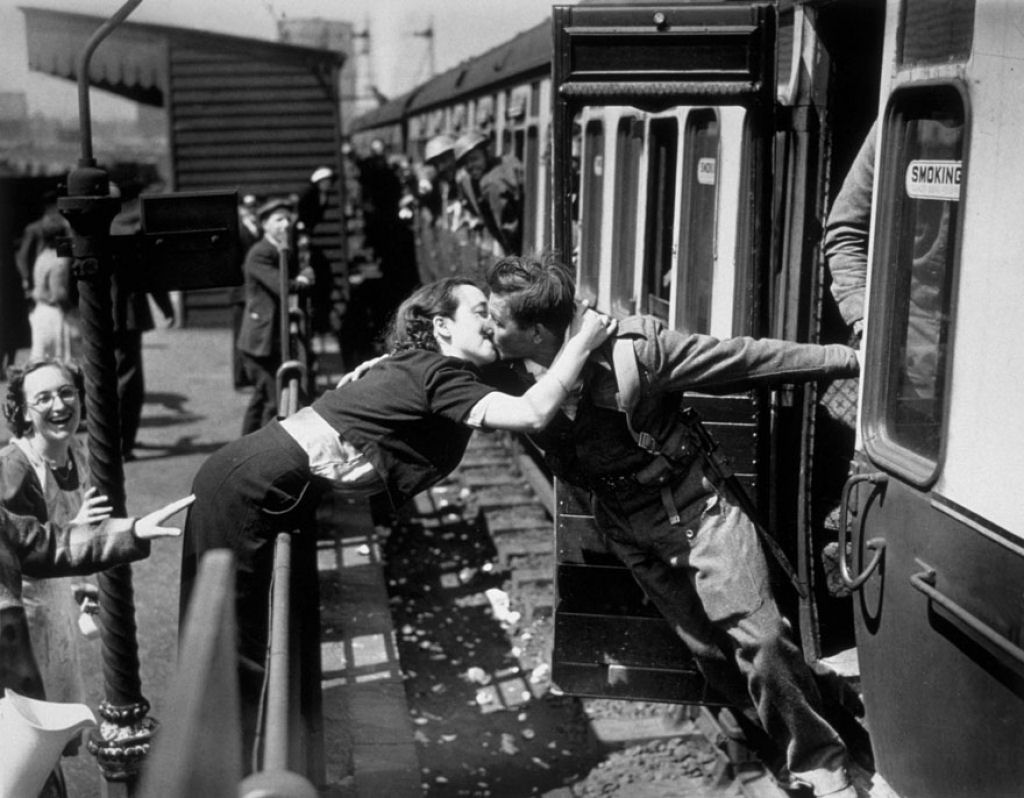 Images About Wartime Love