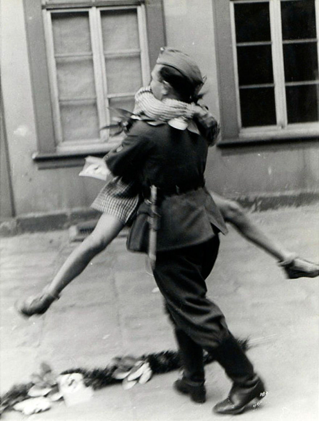 Images About Wartime Love