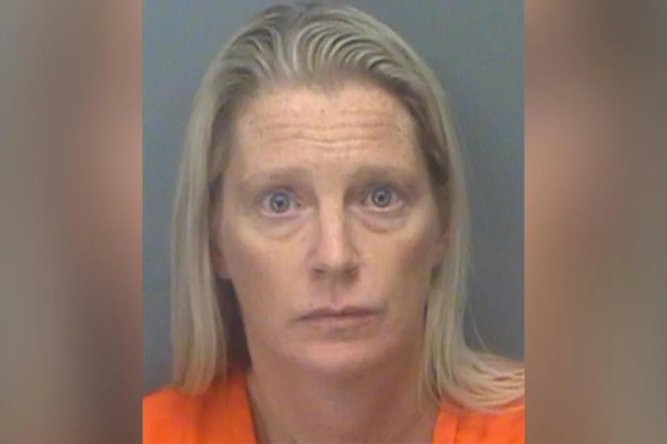 Florida Woman Allegedly Smiled As She Threw Ex's Dog Off 7th-Floor Balcony