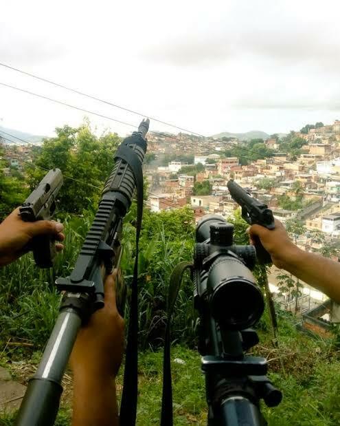 Favela Firepower 8 - Happy Endings!