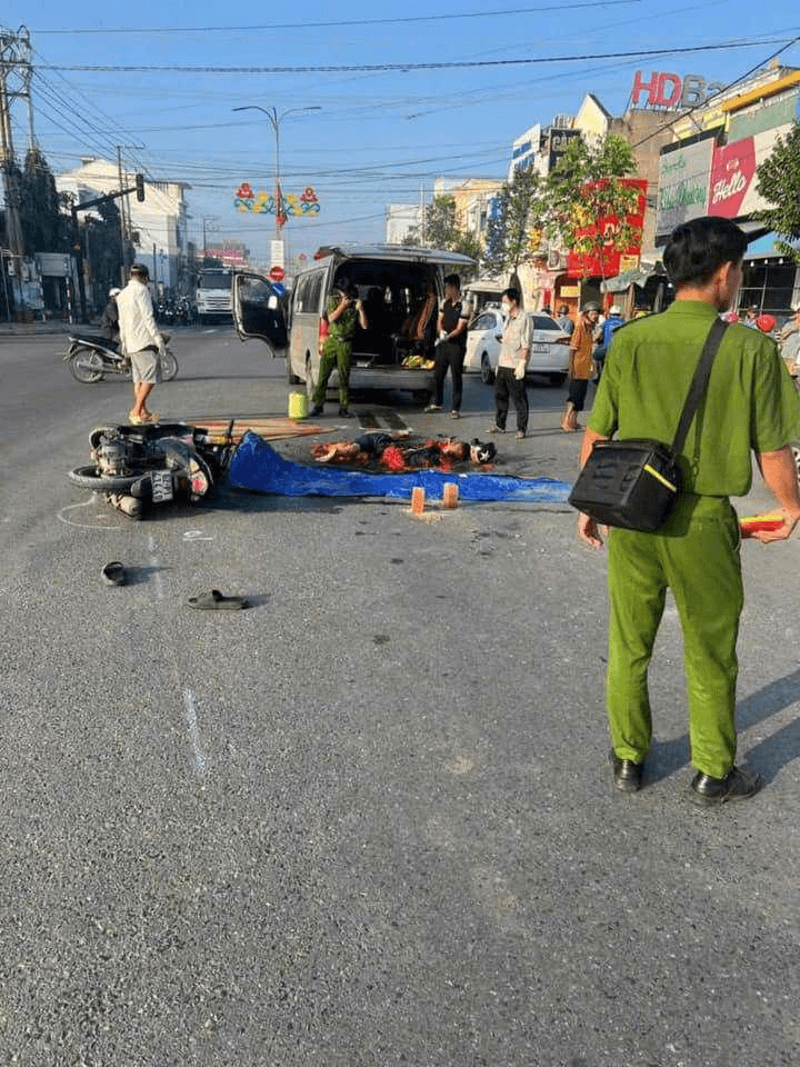 Vietnamese Rider Crushed By Hit And Run Truck