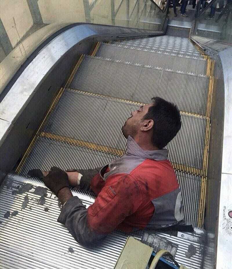 Escalator Repairman Crushed (aftermath photos)