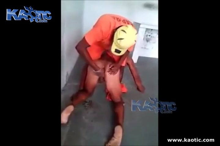 Kaotic Classic Chili in the ass