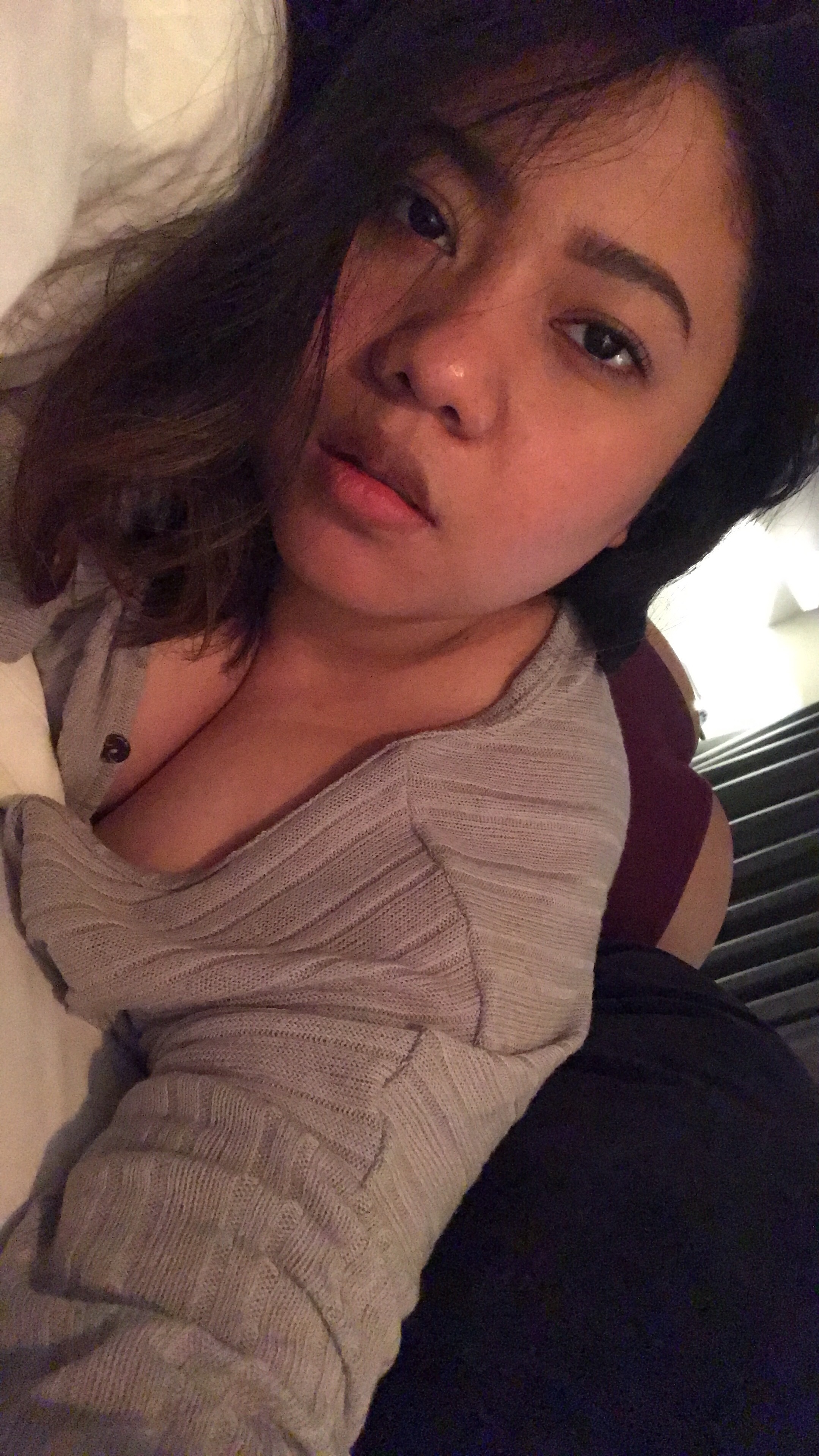 Nathalie, A Sexy little Filipina Wife