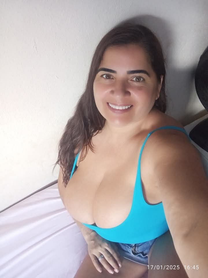 mulher peituda
