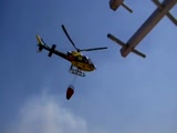 Firefighter Helicopter Steals Pool Water to Put Out Fire