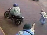 Two Thieves Pull A Gun On A Lone Man Who Pulls His Own Gun Turning The Tables
