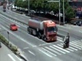 Fuel Tanker Runs Red Light And Kills Biker