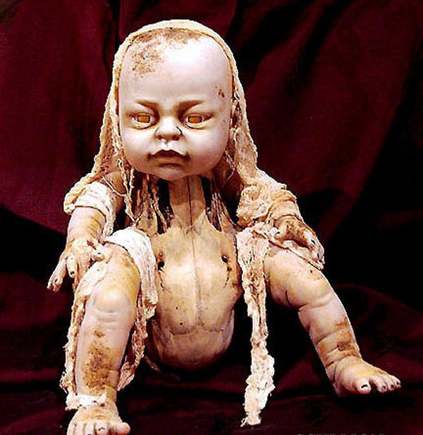 10 Creepiest Dolls