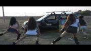 Girls dancing while Boeing 747 landing and perform Aerobatic Aileron Roll