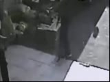 Man Resisting Being Robbed Gets Shot In The Face!