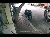 Guy almost died after smoking a Vietnamese traditional tobacco.