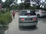 handbag robbing wtf style