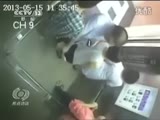 CCTV footage Shenzhen nurse killed in horrific elevator accident (blurred)