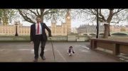 World's tallest man meets world's shortest in London