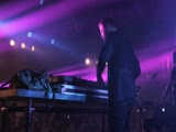 Naked girl pounces DJ during Florida concert