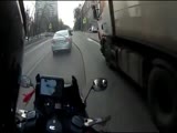 Reckless driver sends Biker into Pole