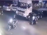 Bikers Squashed Riding In The Trucks Blind Spot