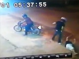 Robber Jumps Off His Bike And Knocks Out 70 Year Old Woman For Her Purse