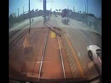 Seattle train smashes the car