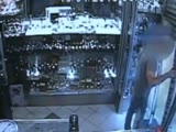 Victim Does Awesome Move And Disarms Robber!