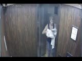 Knife-Wielding Robber Corners Victim In Elevator