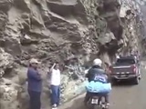 Intense Rockslide Captured During The Nepal Earthquake