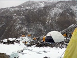 Amercian Yells Yee Haa During An Earthquake On Everest - Then The Avalanche Comes