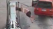 Driver Sends His Girl Flying When Trying To Flee The Gas Station