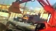 Excavator Bucket Falls Off And Lands On A Construction Worker Killing Him Instantly