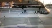 Post robber gets killed by gas station guard