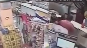 Off Duty Cop Takes A Bullet To The Face Fighting Off Armed Robbers