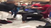 Brawl Inside Footlocker In Atlanta Mll