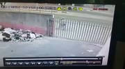 Taxi van smashes into the wall