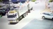 Man Falls From The Top Of A Loaded Truck And Gets Run Over By The Trailer