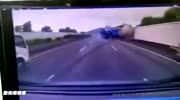 Tour bus crashes into the fencing