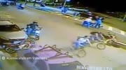 Biker hits the cyclist