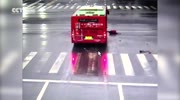 E-bike jumps red light, gets hit by a bus