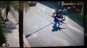 Rider and his mate fight with robbers
